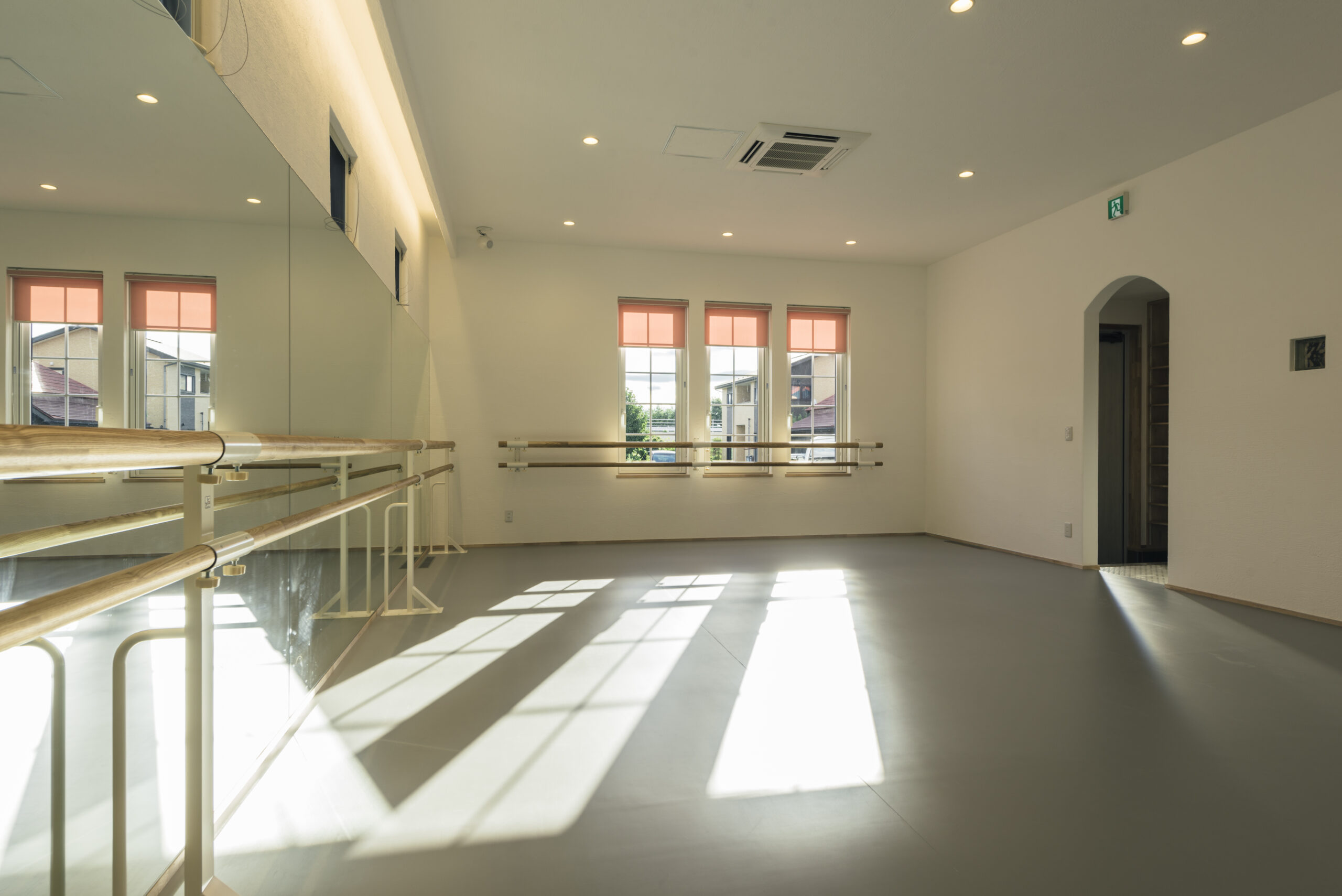 YURIバレースクール内装工事